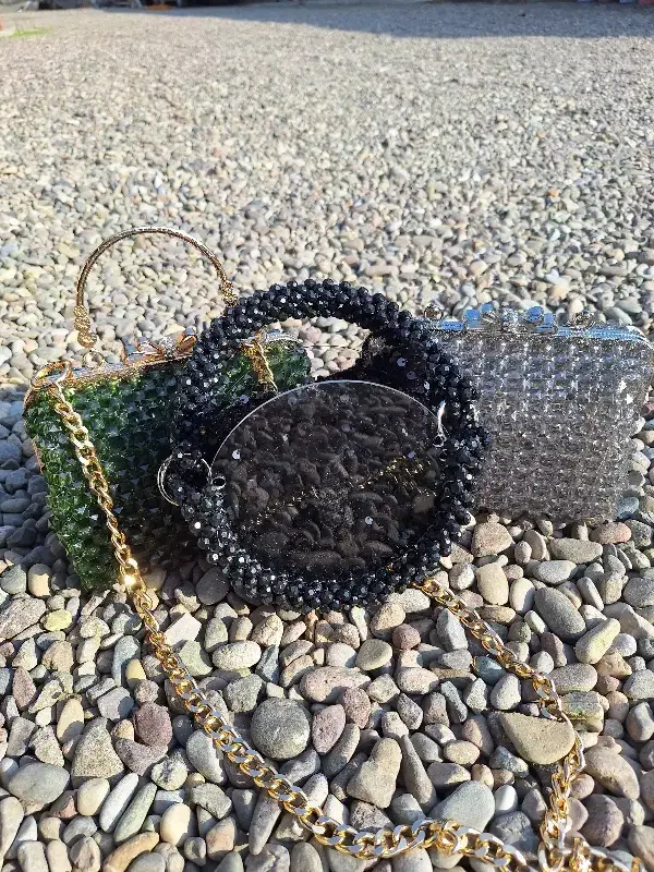 کیف مرواردیدی،کریستالی|کیف، کفش، کمربند|آستانه اشرفیه, |دیوار