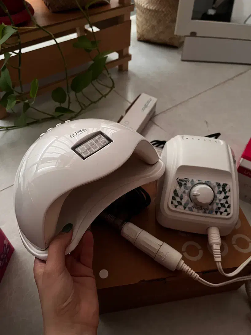 سوهان برقی و دستگاه یو وی|آرایشی، بهداشتی، درمانی|شیراز, ابیوردی|دیوار