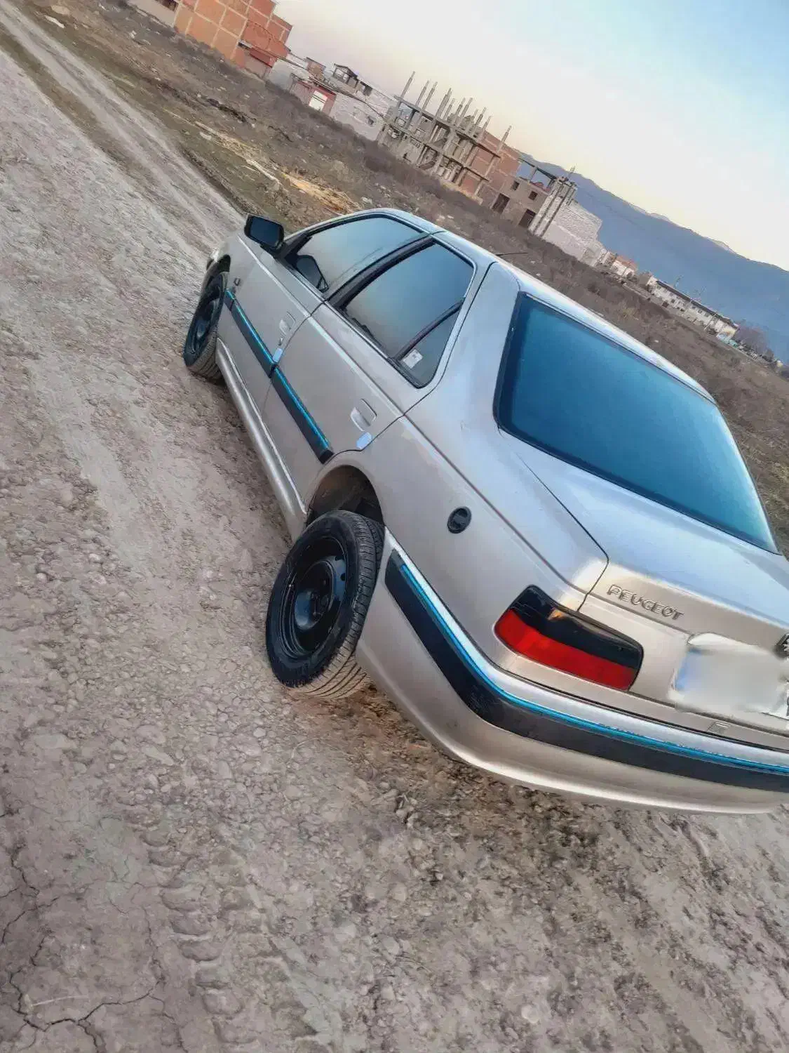 پارس۸۳|خودرو سواری و وانت|خان ببین, |دیوار