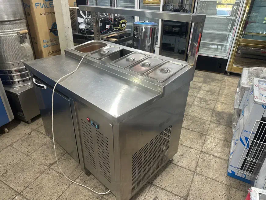 تاپینگ زیر فریزر ساندویچی و رستوران|فروشگاه و مغازه|ابهر, |دیوار