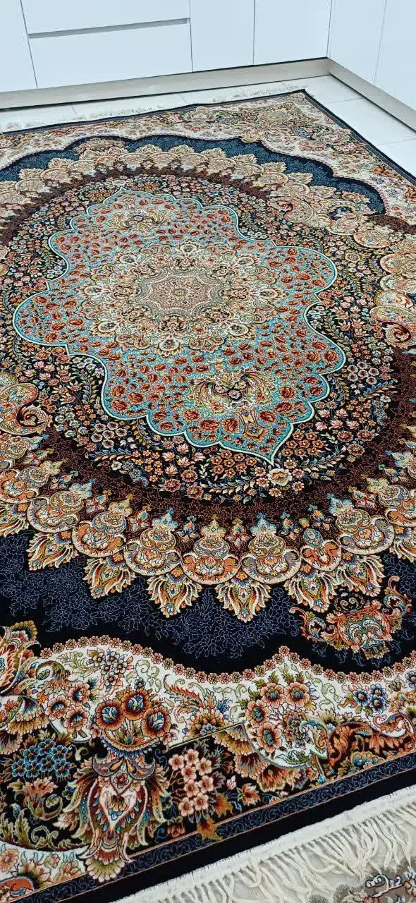 فرشا ۴تا ۶متری درحدنو  دونه 2500|فرش|همدان, |دیوار