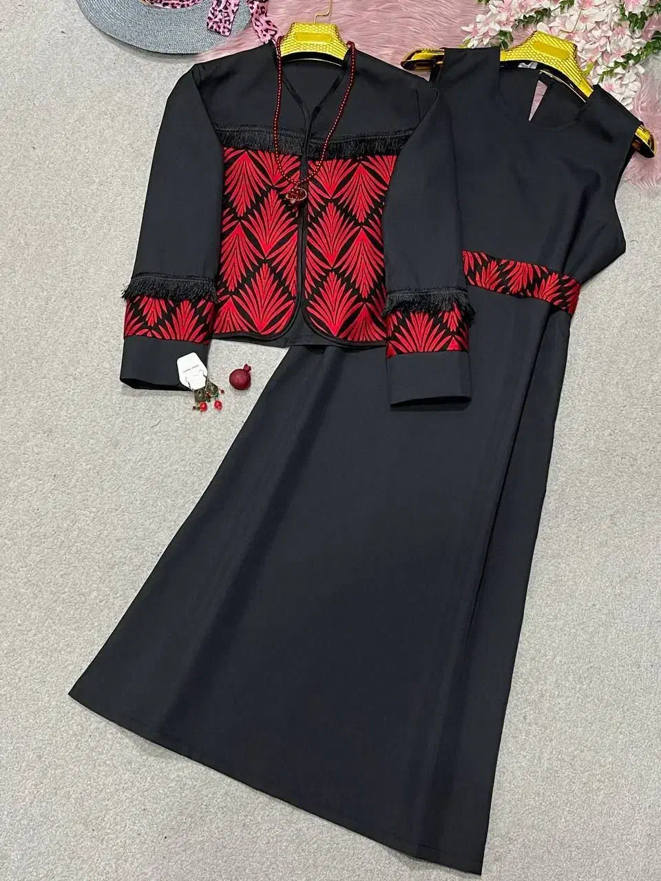 مگه میشه یلدا نزدیک باشه این ست خفن و نداشته باشی|لباس|نورآباد, |دیوار