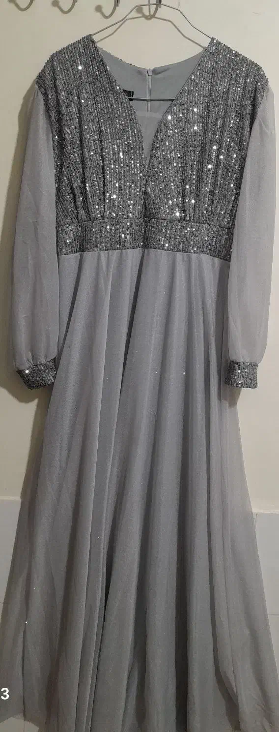 لباس مجلسی|لباس|ازنا, |دیوار