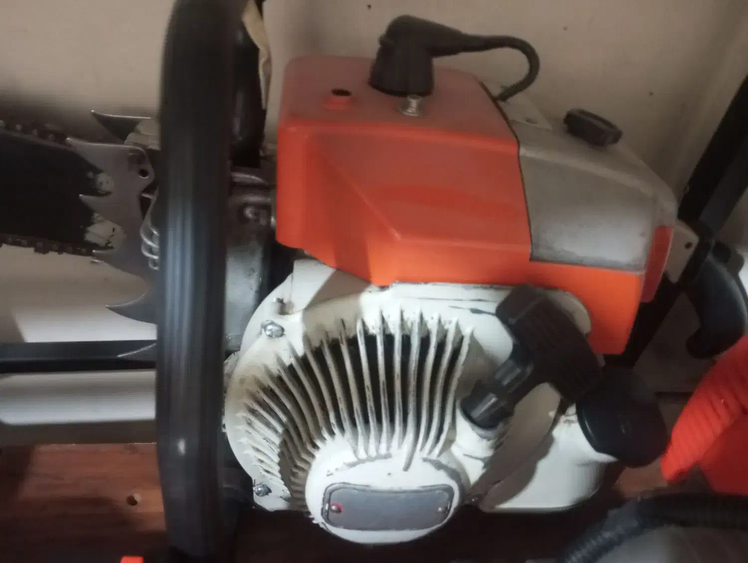 اره موتور اشتیل070|ابزارآلات|بناب, |دیوار