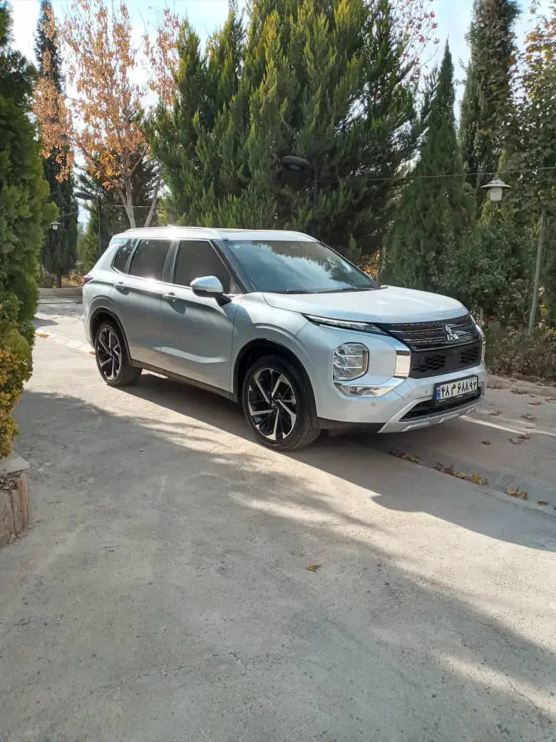 اوتلندر ۲۰۲۳|خودرو سواری و وانت|تهران, زعفرانیه|دیوار