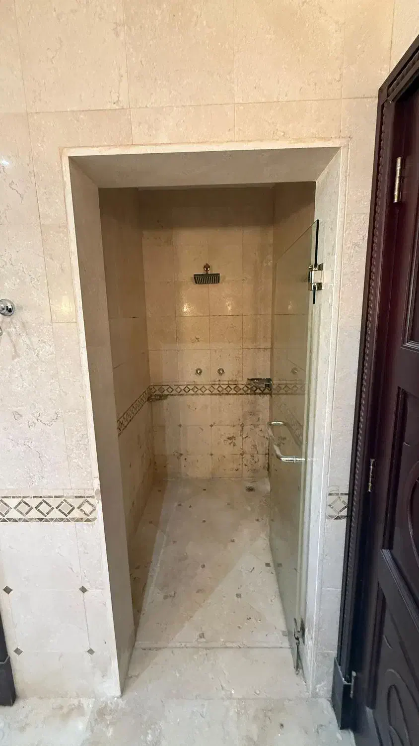 اعزام تیم سنگ کار و کاشی کار به دبی (امارات) فوری|استخدام معماری، عمران و ساختمانی|تهران, ارامنه|دیوار