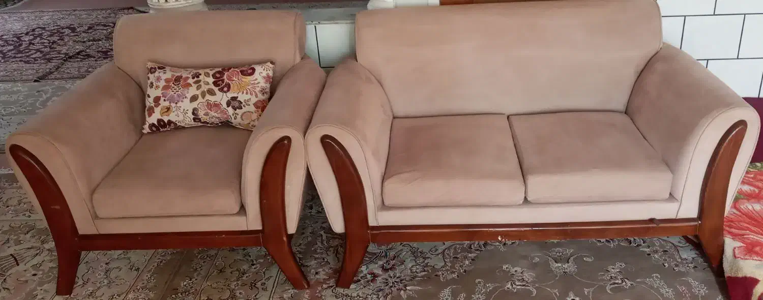 مبل راحتی ۷ نفره سالم و تمیز در حد نو|مبلمان خانگی و میز عسلی|آران و بیدگل, |دیوار