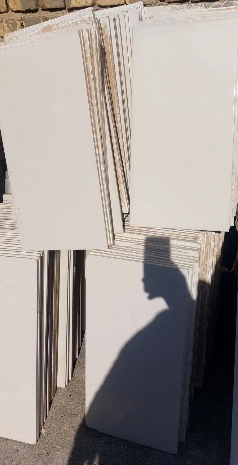 سرامیک ۳۰در۶۰حدود۶۰متر زیرقیمت خرید|مصالح و تجهیزات ساختمان|اردکان, |دیوار