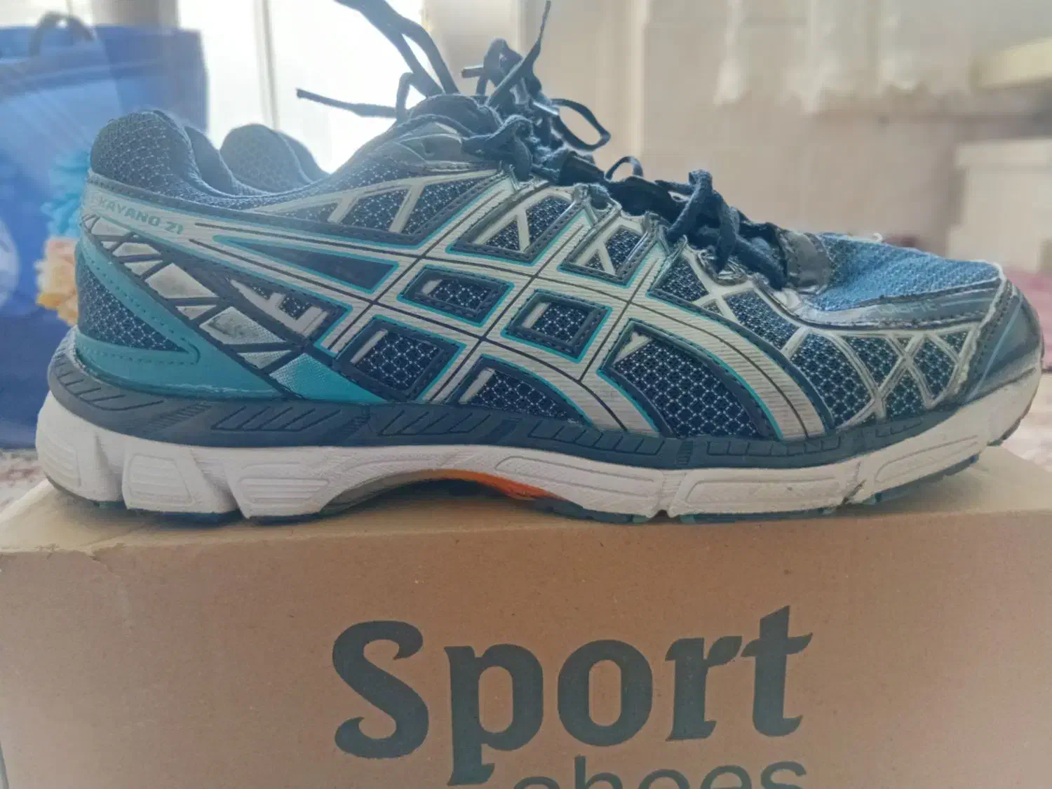 کتونی اصلی|کیف، کفش، کمربند|سبزوار, ابوریحان|دیوار