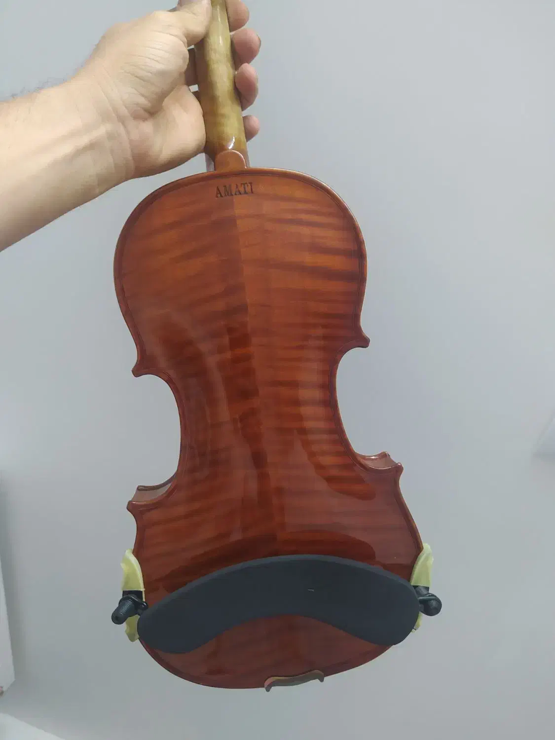 ویالون آماتی ۲۰۰|ویولن|قم, نیروگاه|دیوار