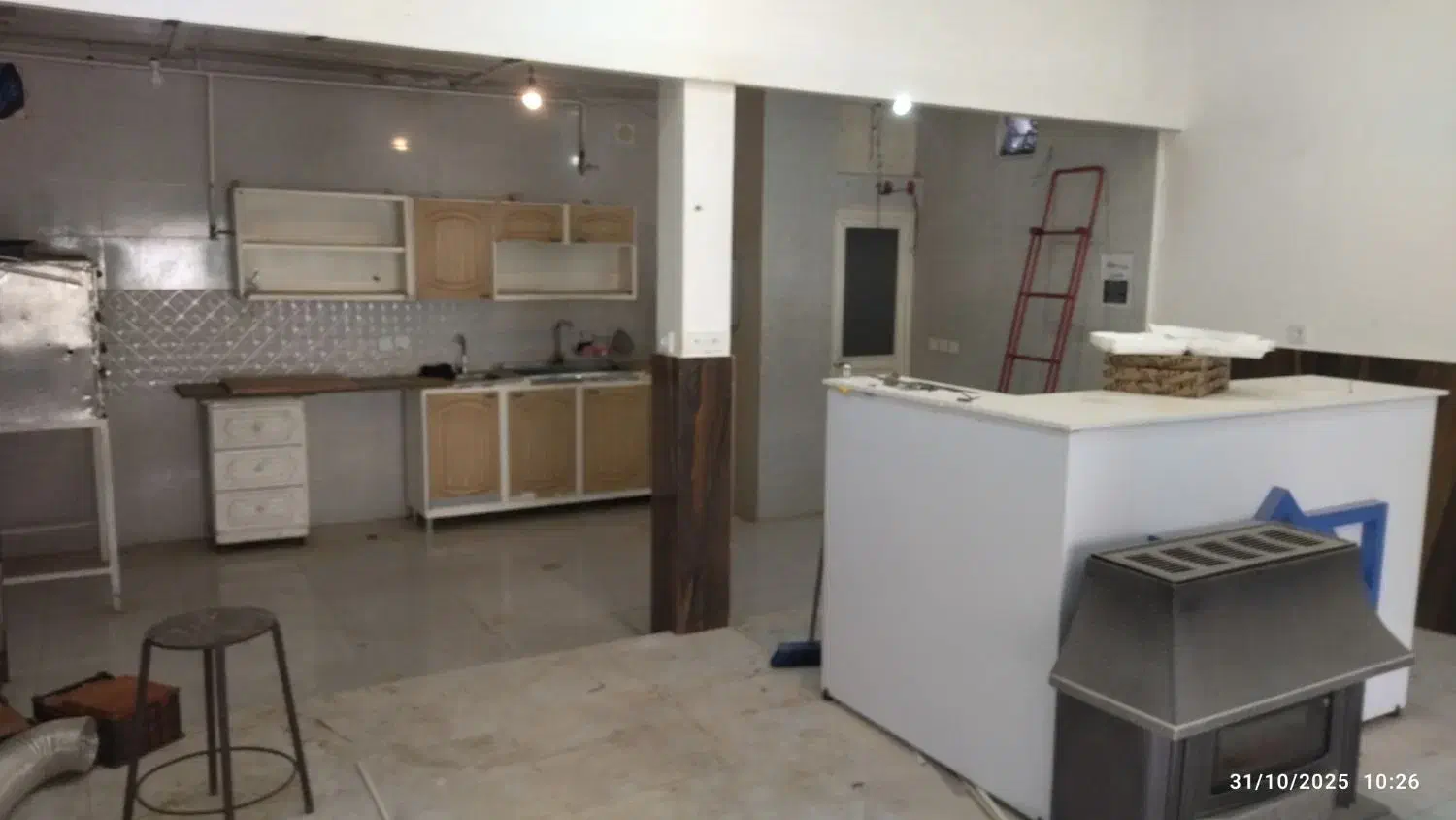 مغازه اجاره با برق سه فاز|اجارهٔ مغازه و غرفه|تربتحیدریه, آبشار|دیوار