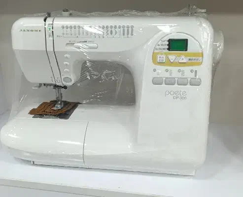 متنوع ترین چرخ خیاطی ژانومه را از ما بخواهید|چرخ خیاطی و ریسندگی|شیراز, زند|دیوار