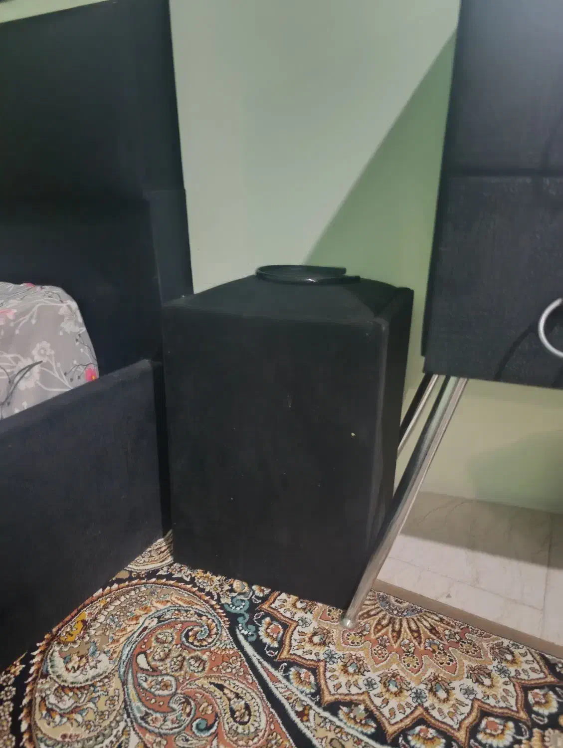 ست تخت و اینه کنسول|تخت و سرویس خواب|بومهن, |دیوار