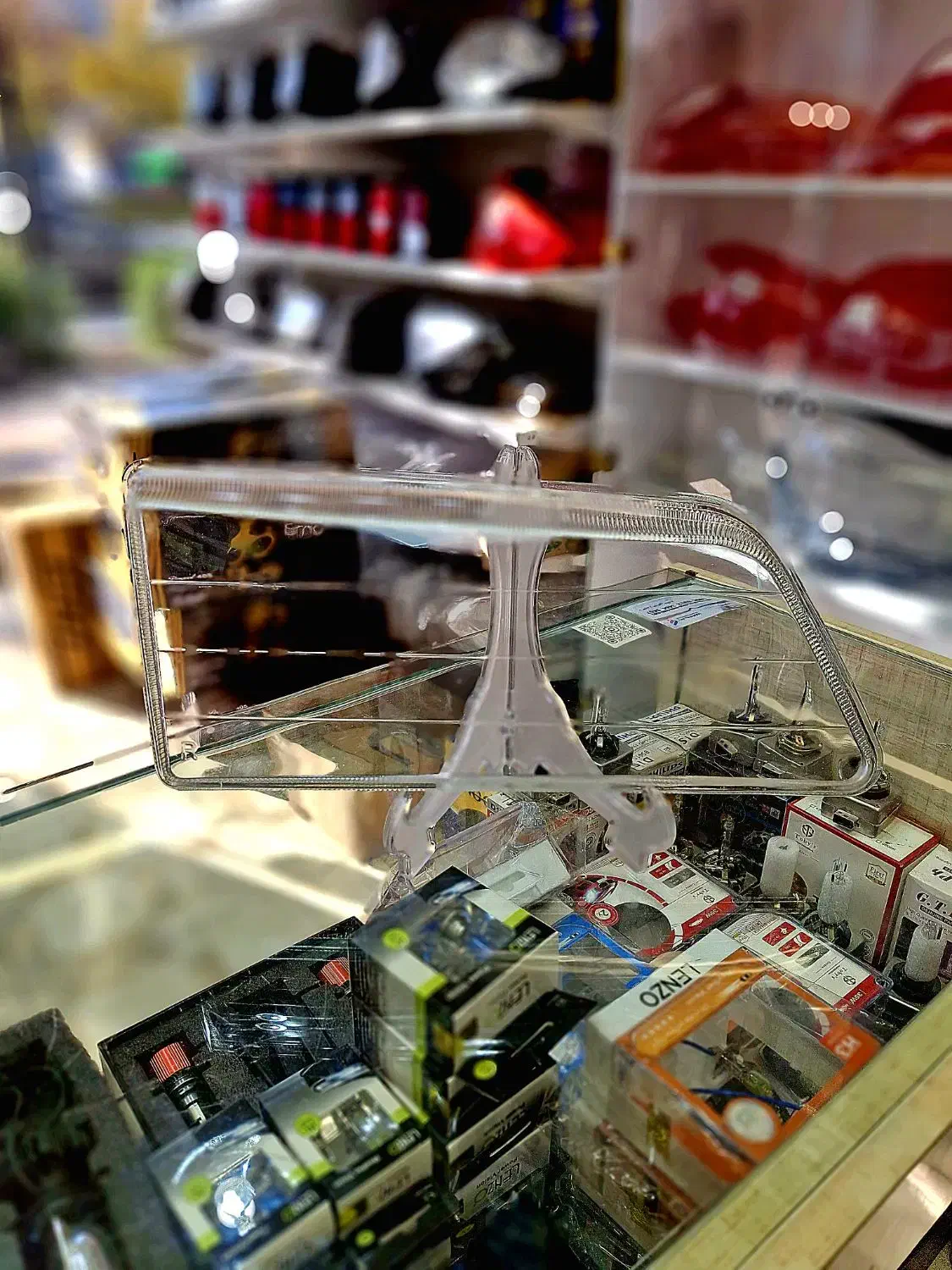 شیشه چراغ پژو ۴۰۵ شفاف کریستالی|قطعات یدکی و لوازم جانبی|مشهد, کوشش|دیوار