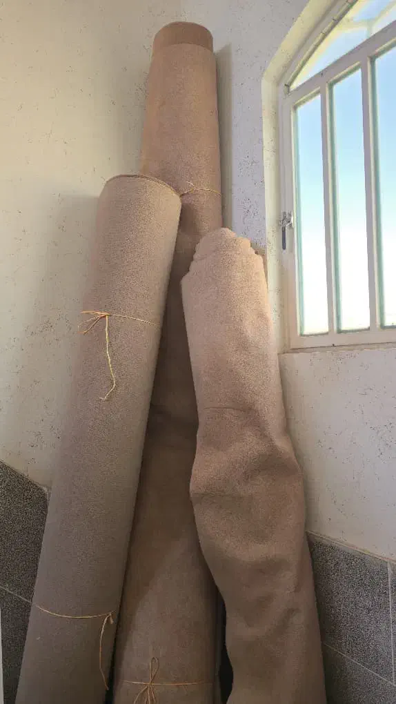 موکت کارکرده درحدنومدتی زیرفرش بوده|موکت|شیراز, شهرک فرهنگیان|دیوار