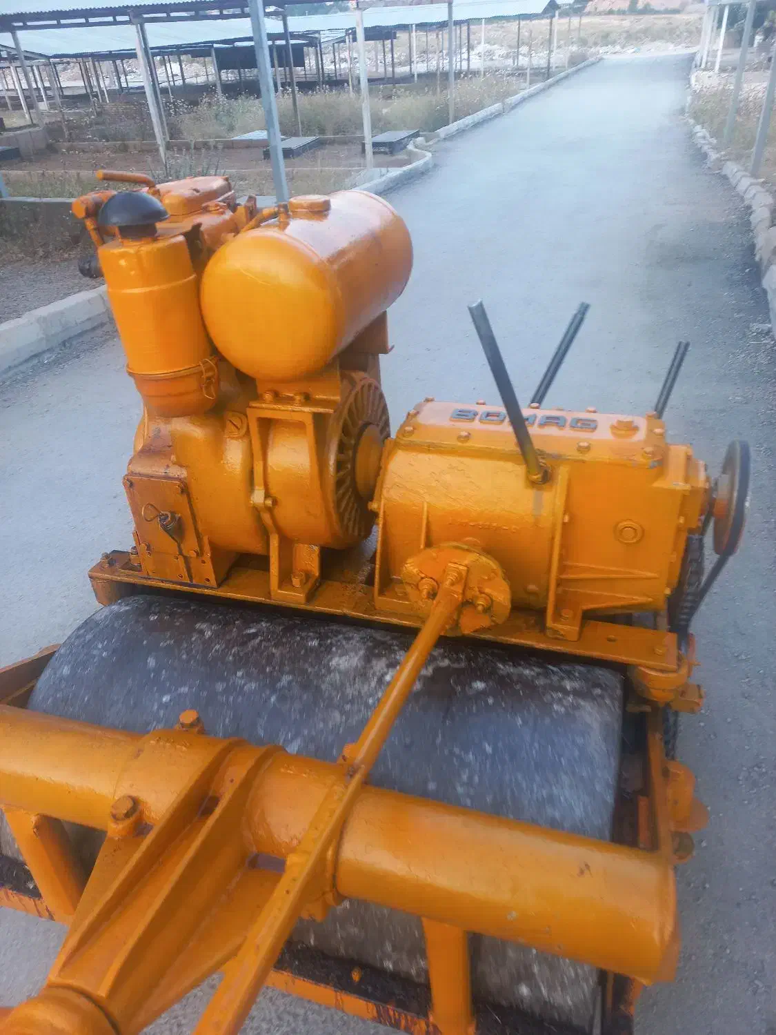 غلتک بوماگ ۹۰|خودرو سنگین|خرم‌آباد, |دیوار