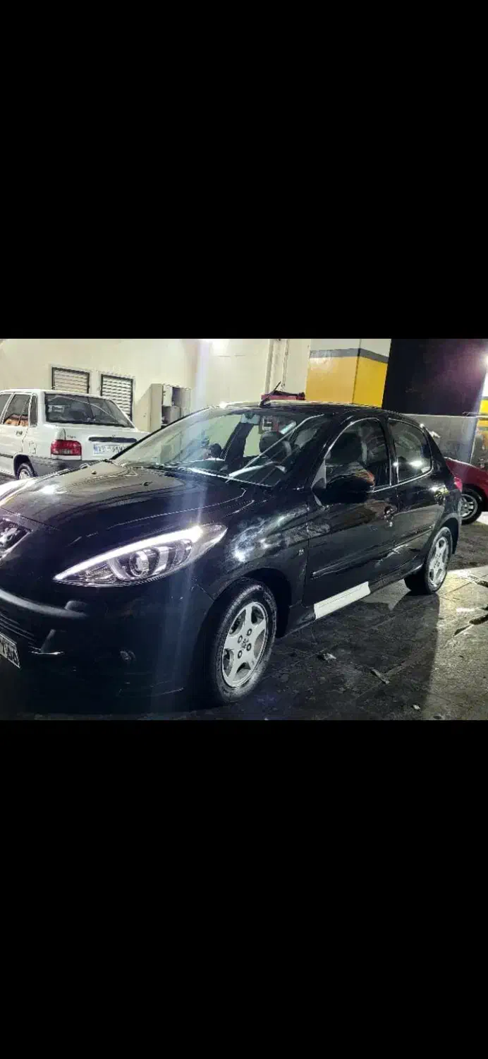 پژو ۲۰۷اتومات مدل ۹۷|خودرو سواری و وانت|شیراز, شهرک گلستان شمالی|دیوار