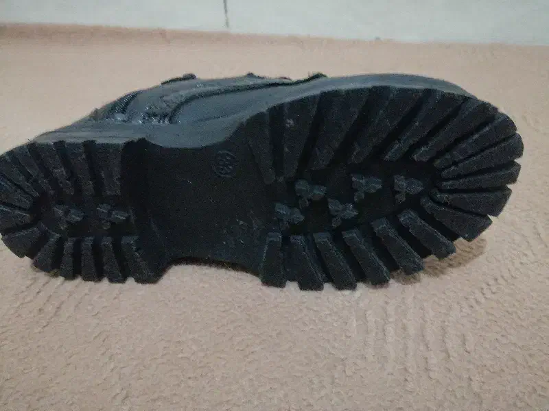 کفش نیم بوت نونو سایز 33|کفش و لباس بچه|گنبد کاووس, |دیوار