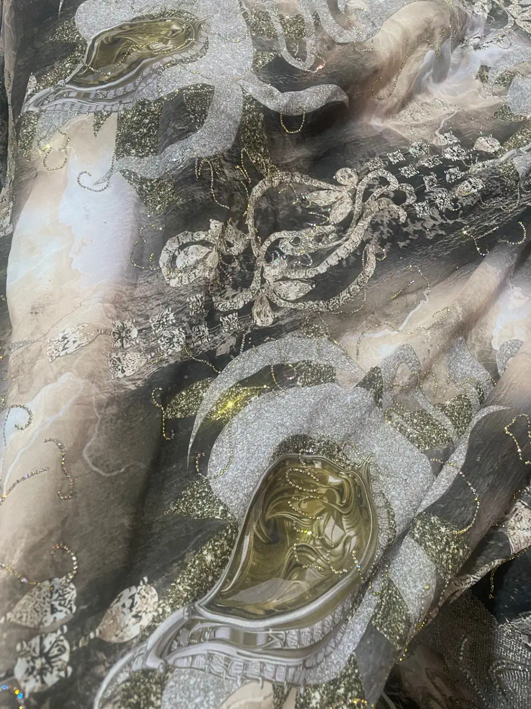 پارچه وچادر|لباس|زاهدان, |دیوار