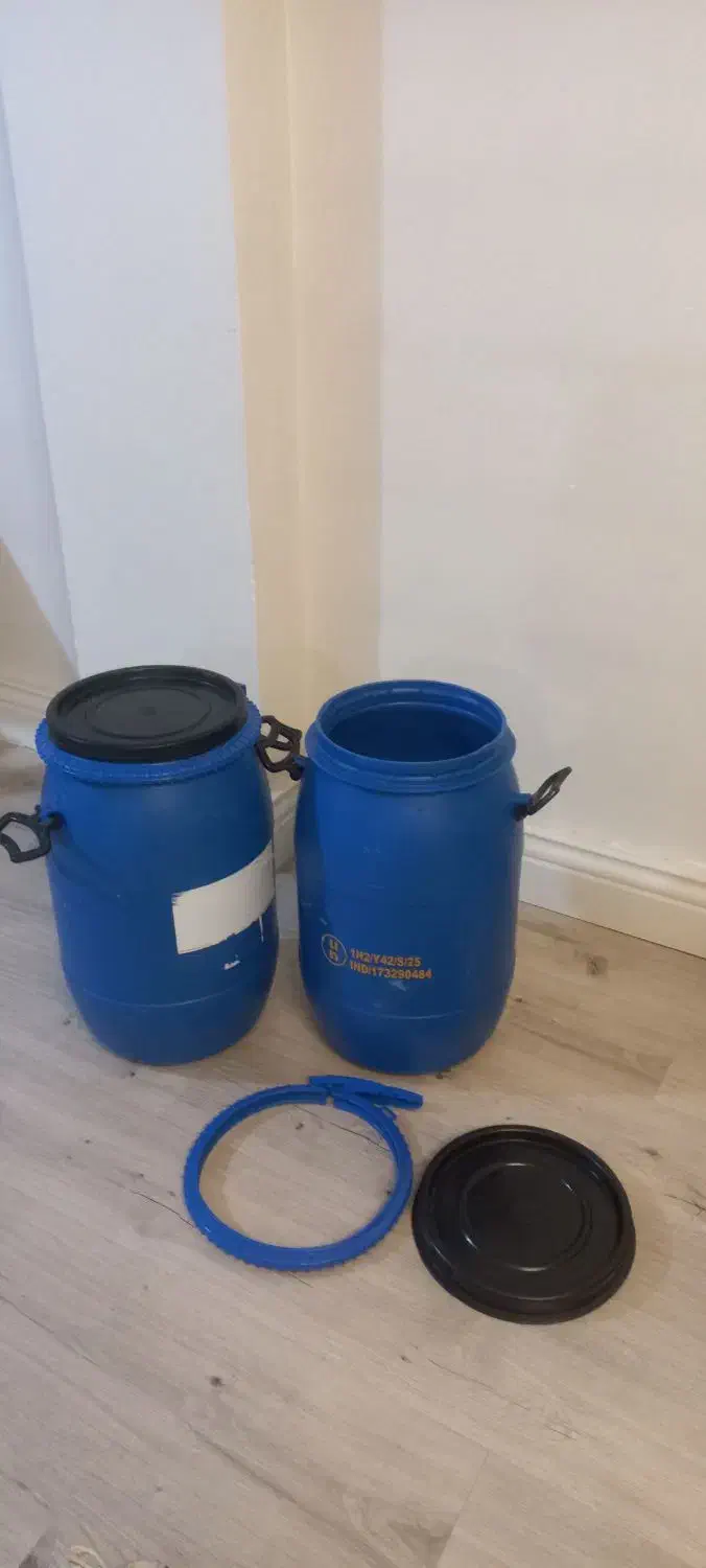 بشکه|ظروف نگهدارنده، پلاستیکی، یک‌بارمصرف|محمدیه-قزوین, |دیوار