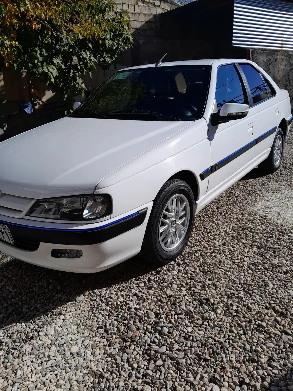 پژوپارس ۴۰۲ خانگی|خودرو سواری و وانت|خرمآباد, |دیوار