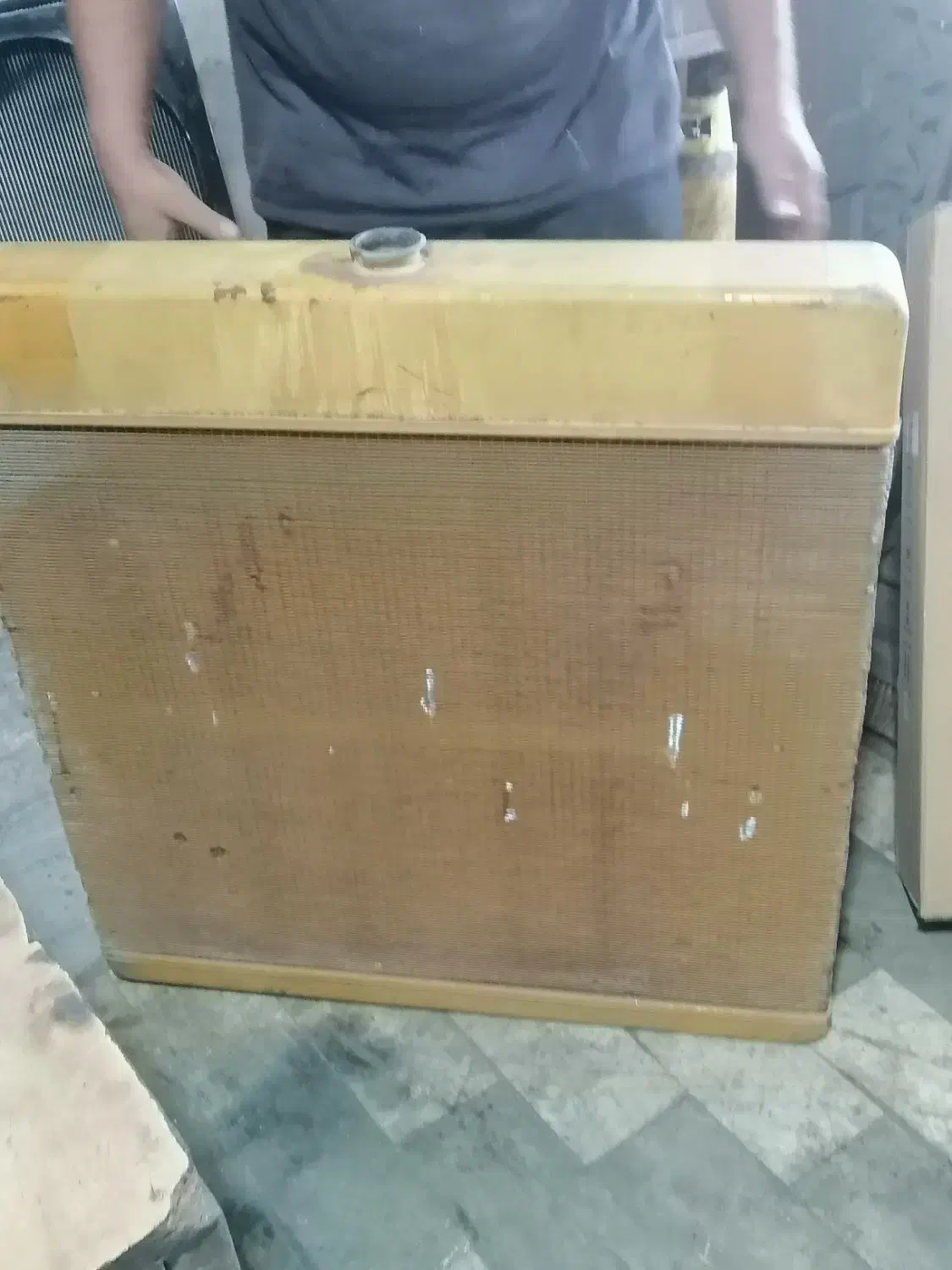 رادیاتور گریدر کوماتسو|قطعات یدکی و لوازم جانبی|اهواز, کمپلو جنوبی|دیوار