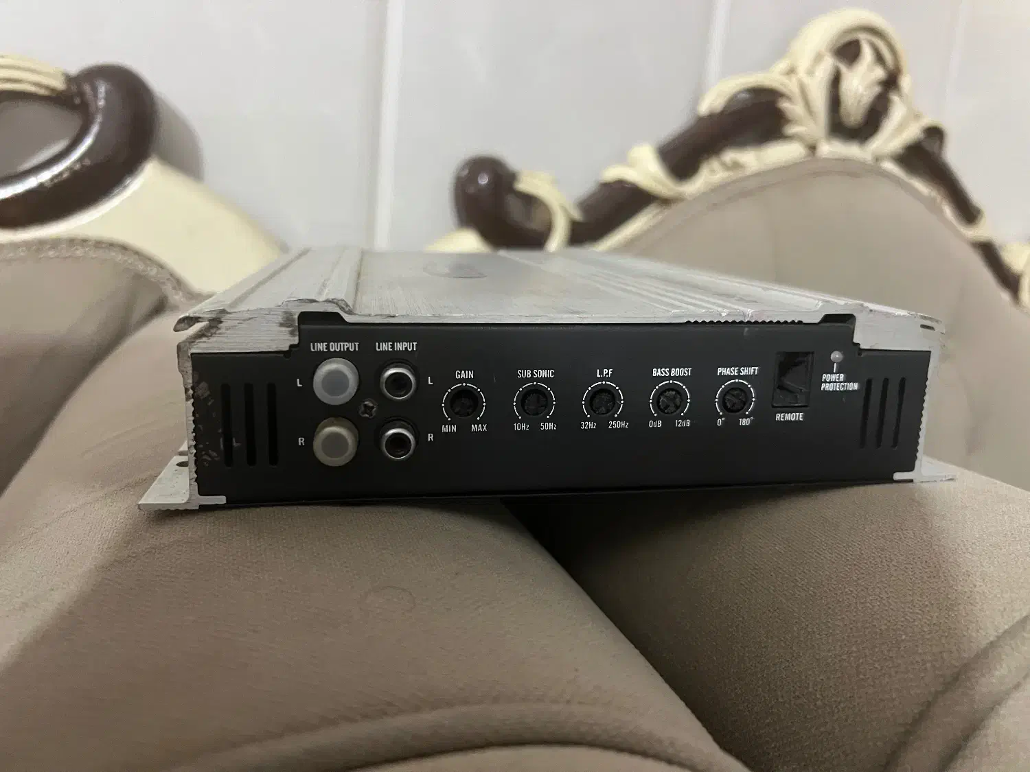 امپیلی باند|صوتی و تصویری|قم, دروازه ری|دیوار