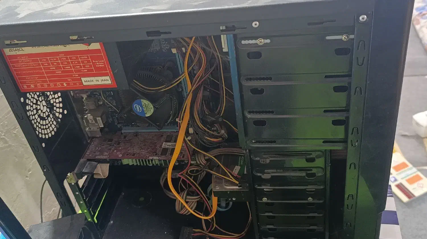 کیس کامپیوتر|رایانه رومیزی|شوط, |دیوار