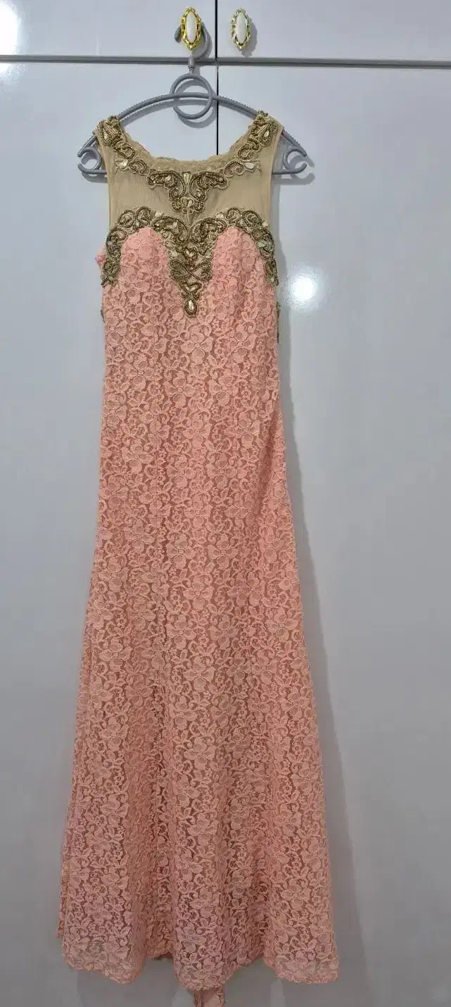 لباس مجلسی|لباس|صباشهر, |دیوار