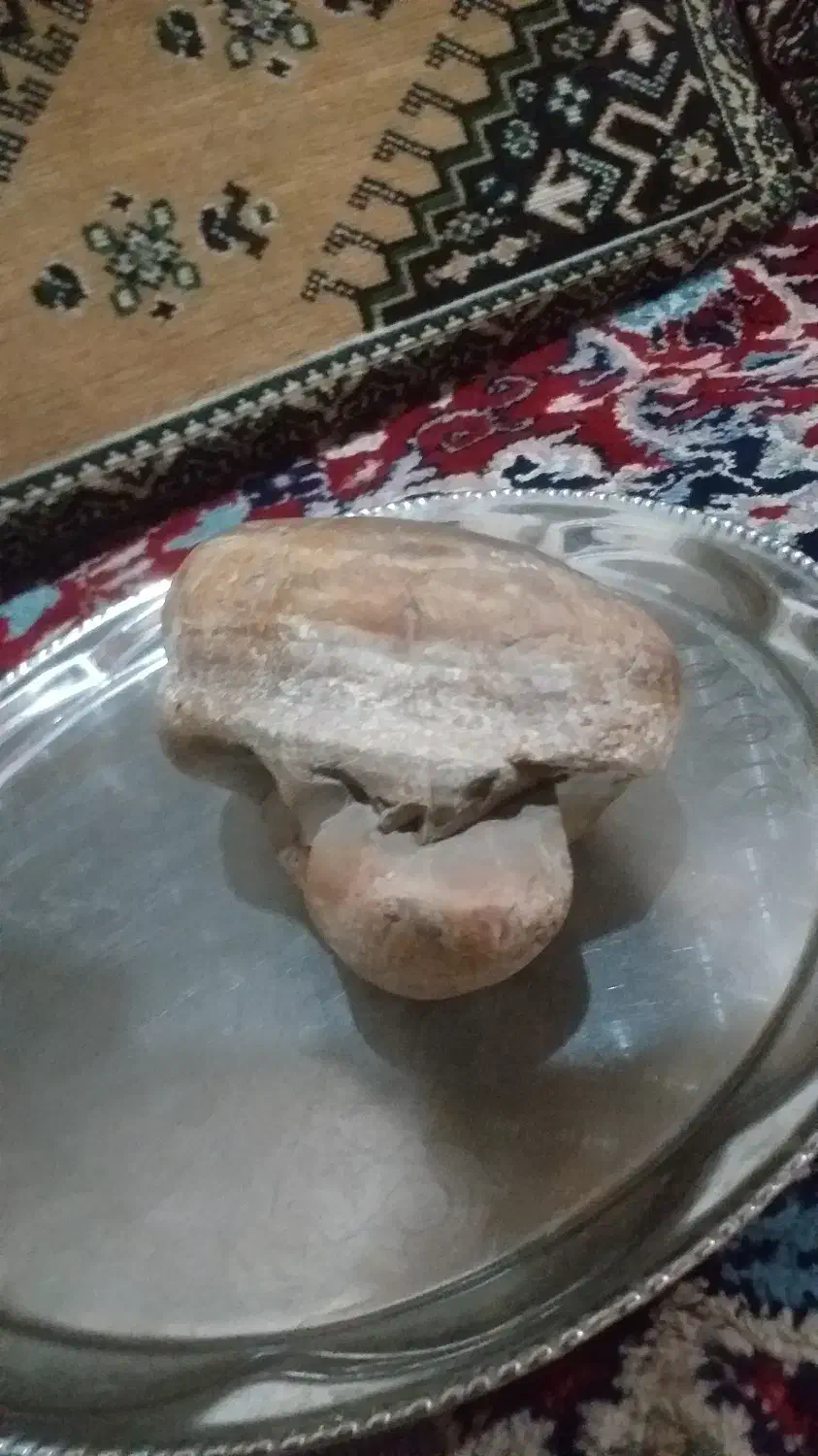 سنگ عجیب غریب|کلکسیون اشیاء عتیقه|رشت, پل تالشان|دیوار