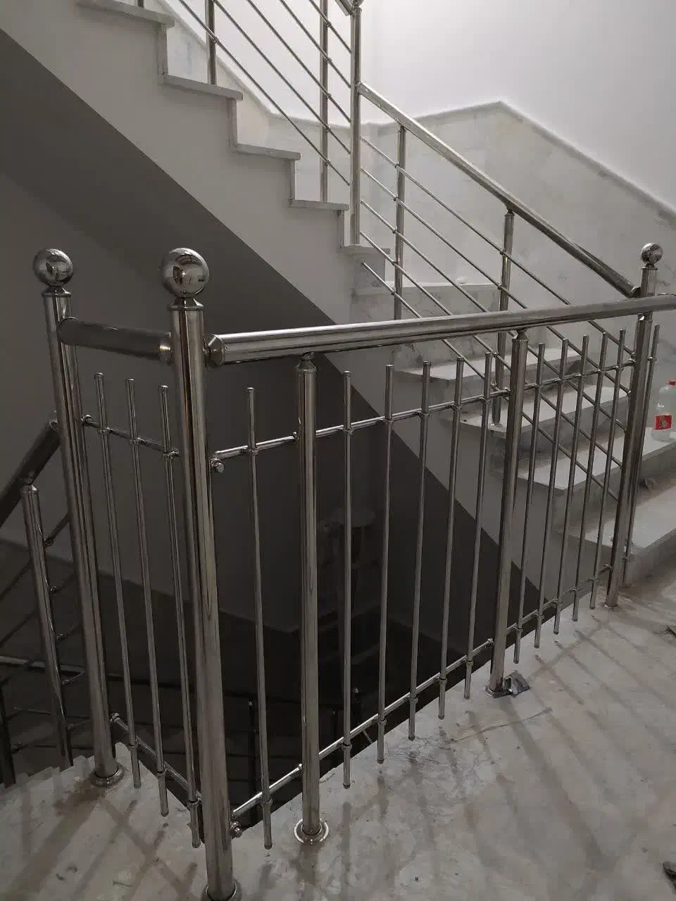 نرده استیل|خدمات پیشه و مهارت|دلیجان, |دیوار