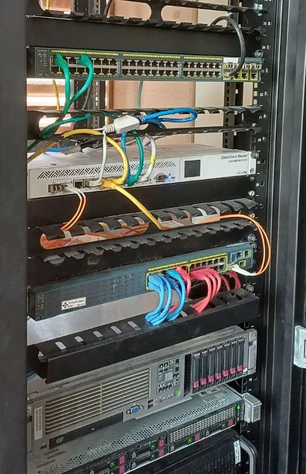 راه‌اندازی و پشتیبانی شبکه و تجهیزات میکروتیک|خدمات رایانه‌ای و موبایل|تهران, فردوسی|دیوار