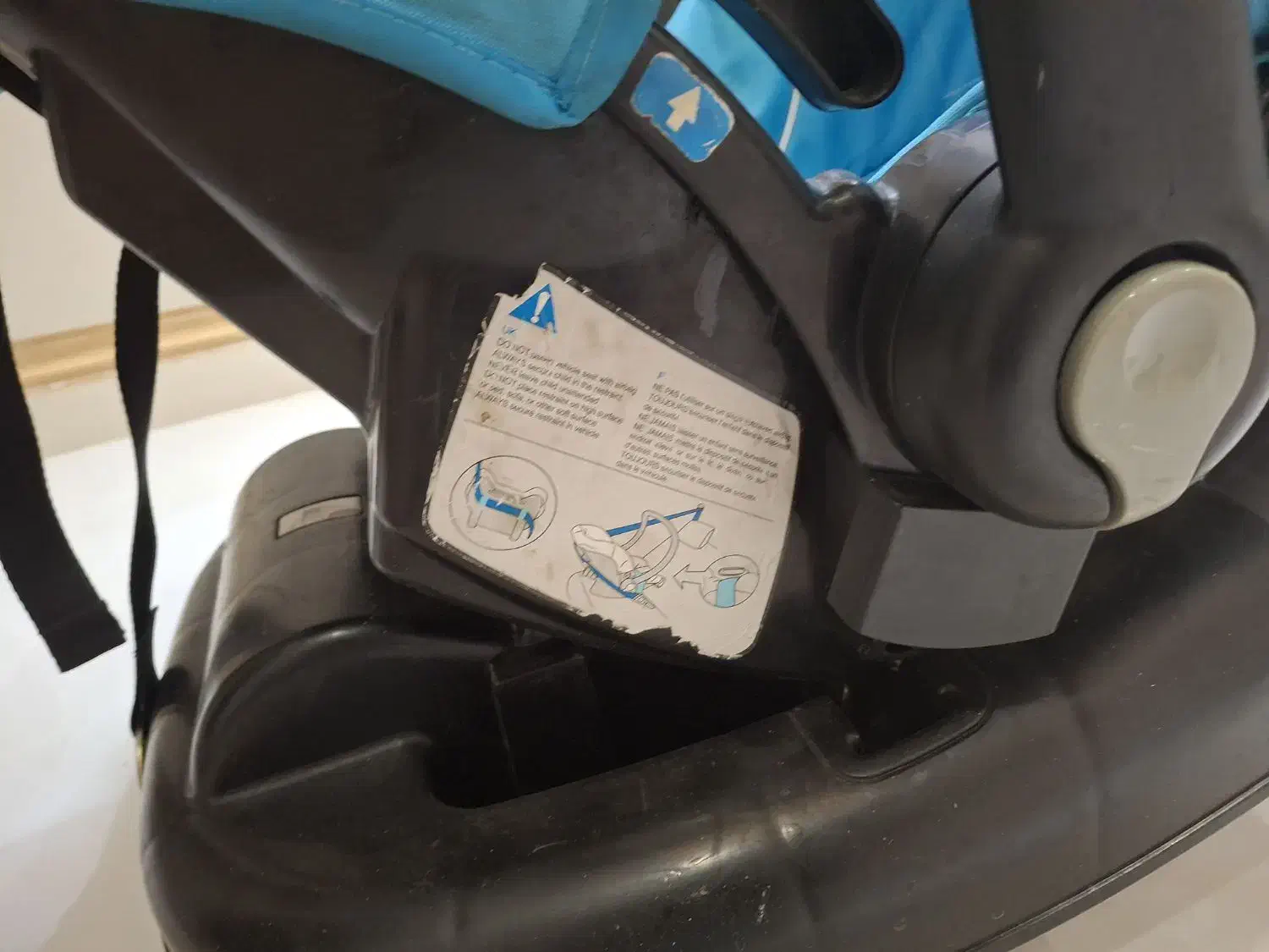 صندلی ماشین وکریر|تخت و صندلی بچه|نیشابور, دارایی|دیوار