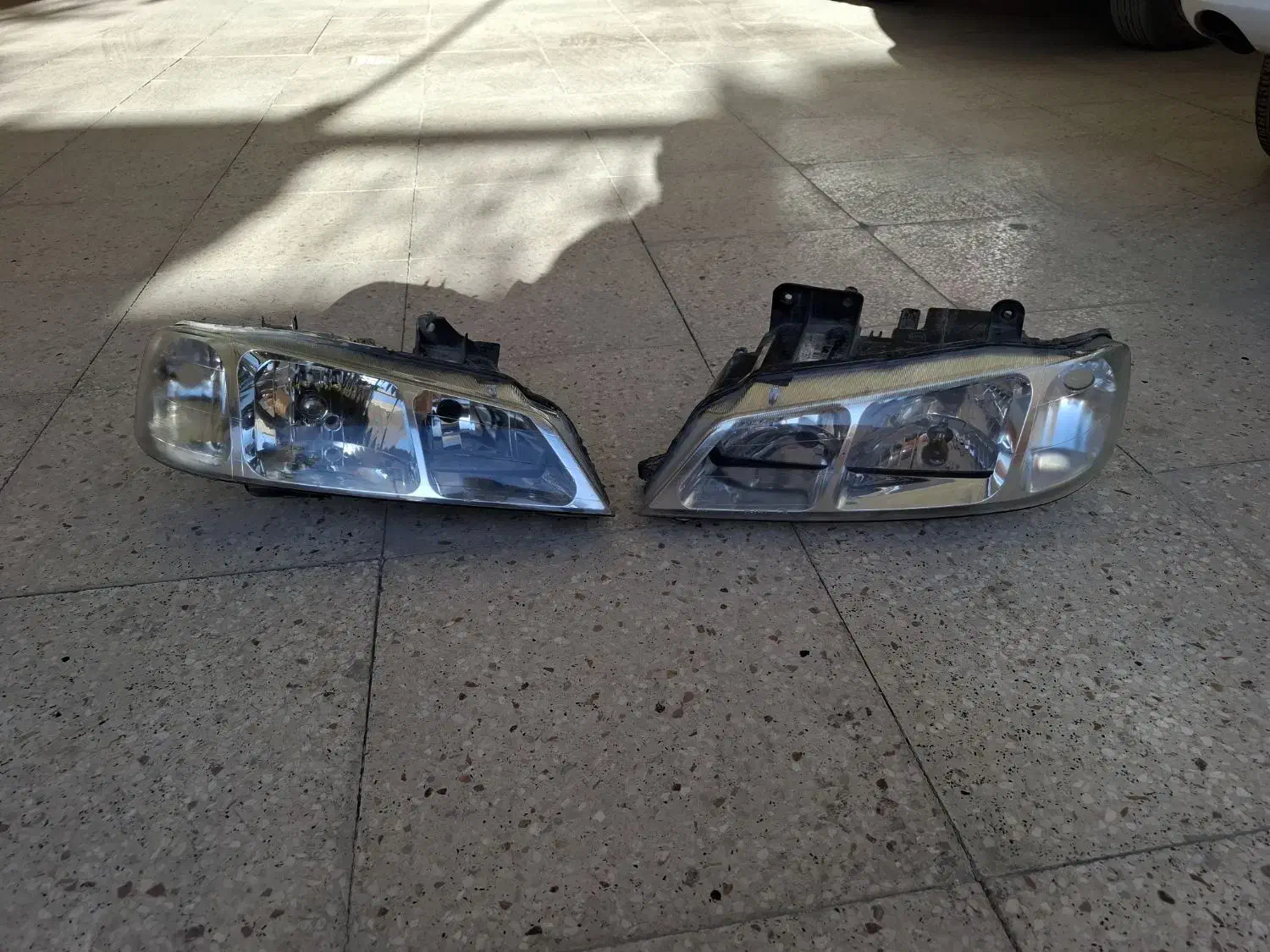 فروش یک جفت چراغ جلو پژوپارس|قطعات یدکی و لوازم جانبی|جوانرود, |دیوار