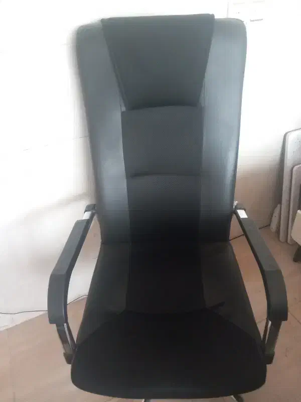 صندلی ومیز کار در حد نو|مبلمان اداری|قزوین, |دیوار