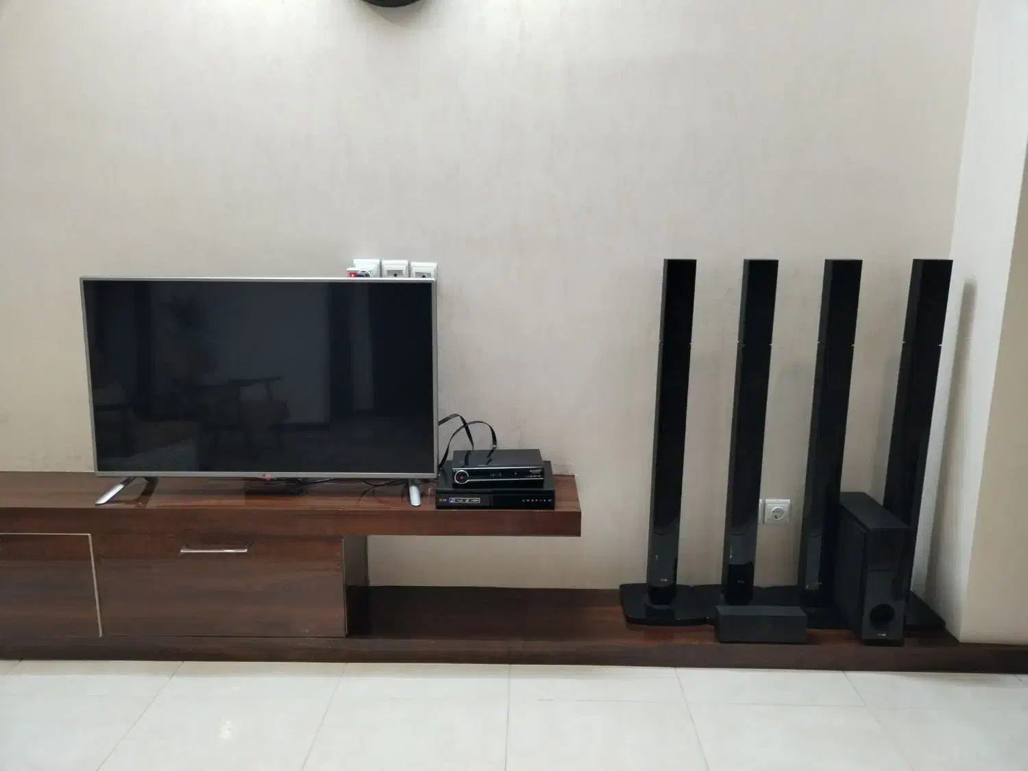 تلویزیون 47 اینچ ال‌جی کره|تلویزیون و پروژکتور|اصفهان, خواجو|دیوار