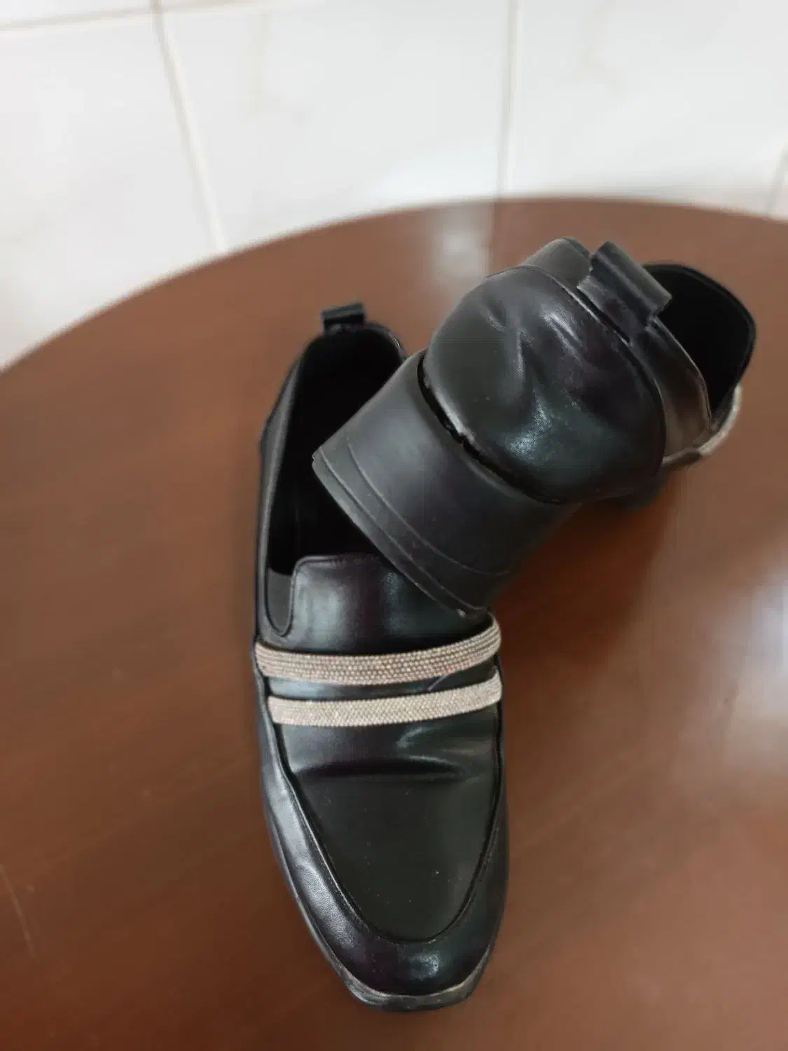 تعدادی کفش در حد خیلی نو|کیف، کفش، کمربند|ممقان, |دیوار