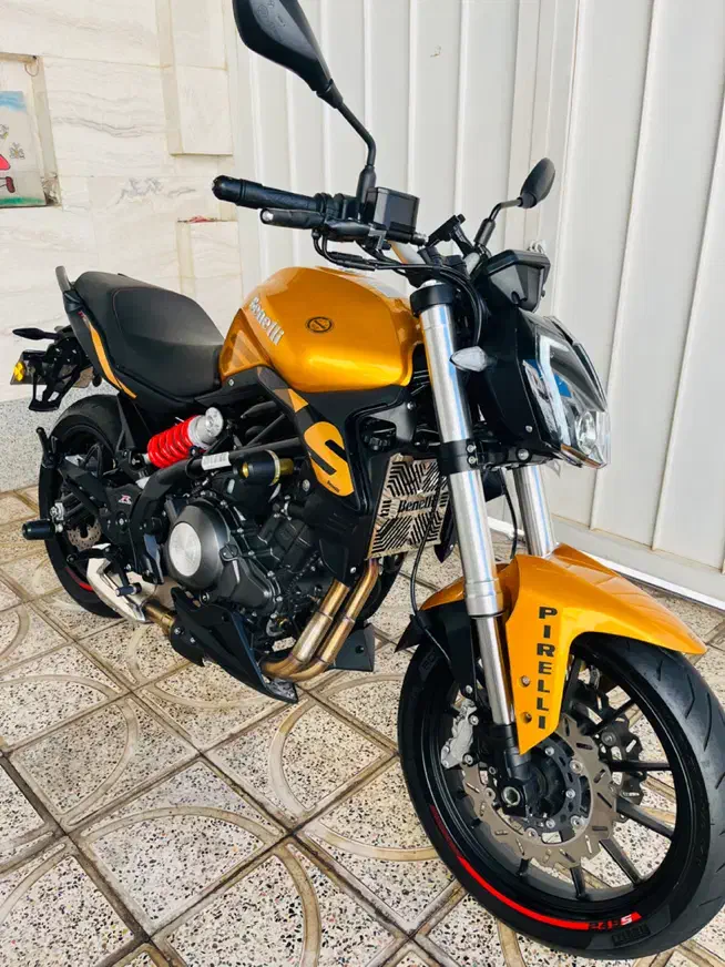 بنلی دوسیلندر|موتورسیکلت|شیراز, تاچارا|دیوار