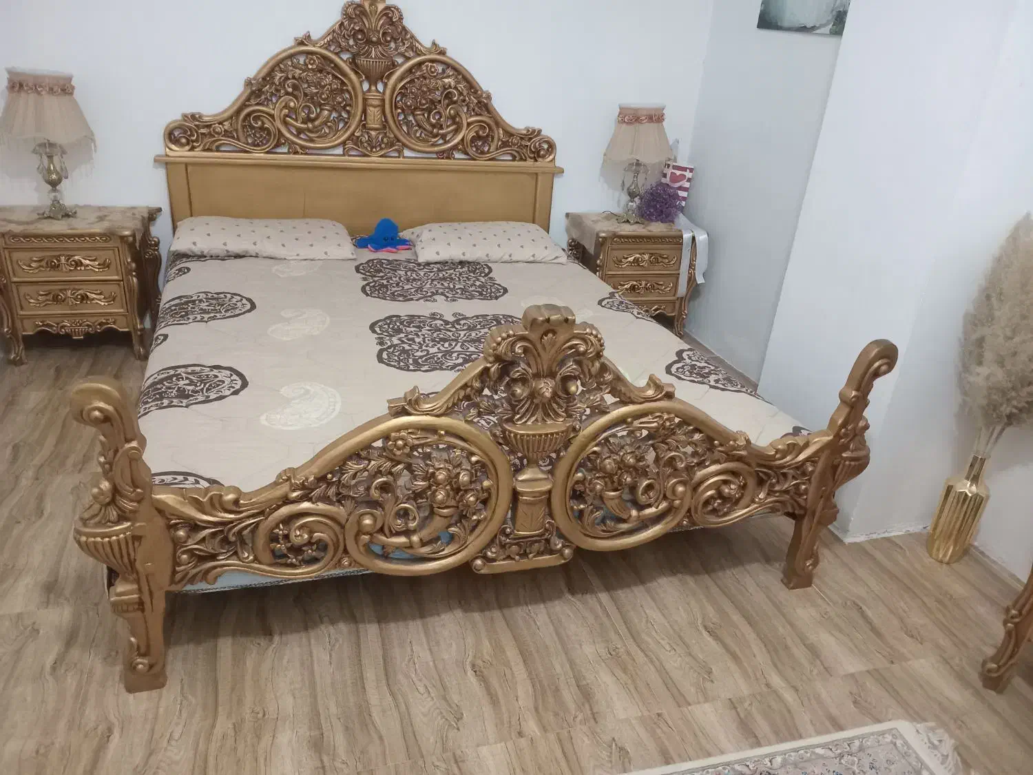 تخت خواب دونفره|تخت و سرویس خواب|قدس, شهرقدس|دیوار