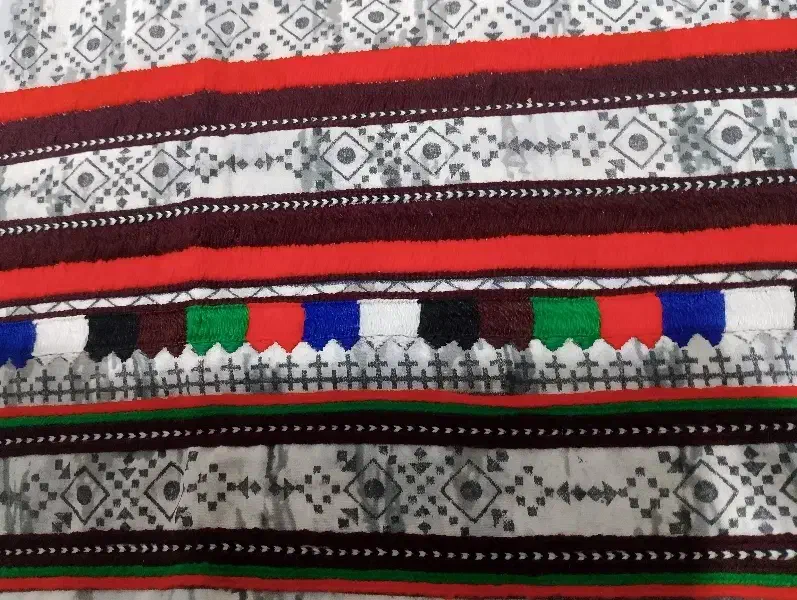 شیرازه|لباس|ایرانشهر, |دیوار