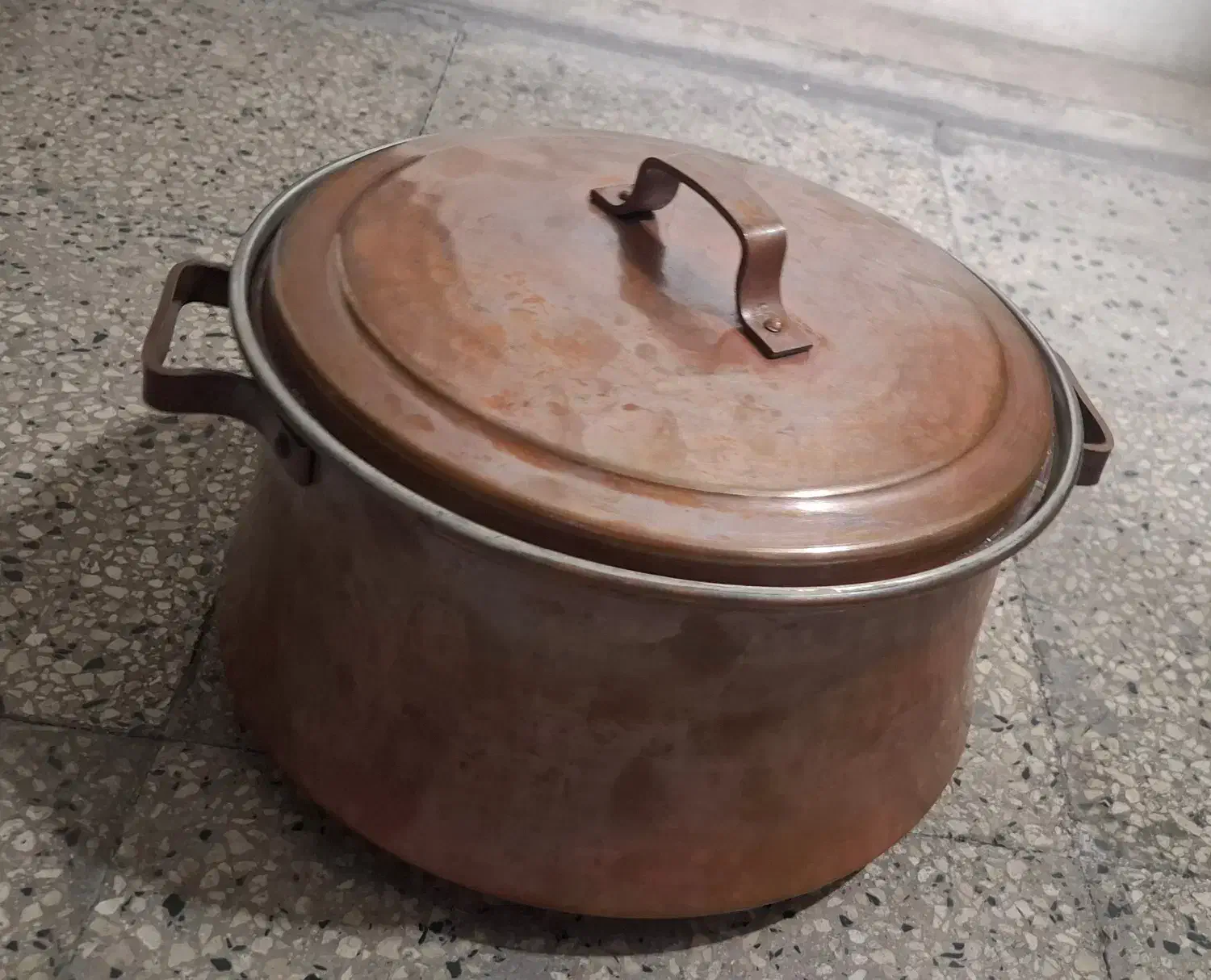 قابلمه مسی|ظروف پخت‌وپز|تهران, آسمان|دیوار