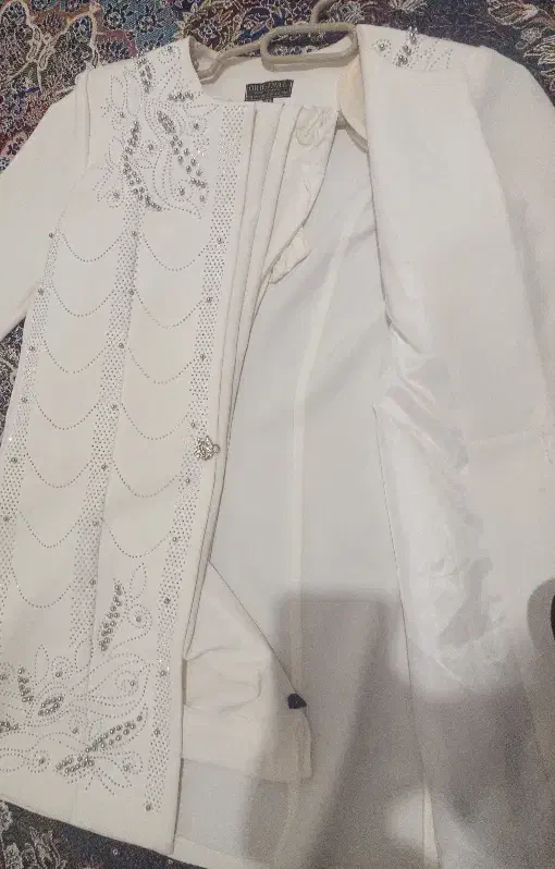 کت شلوار|لباس|تفت, |دیوار