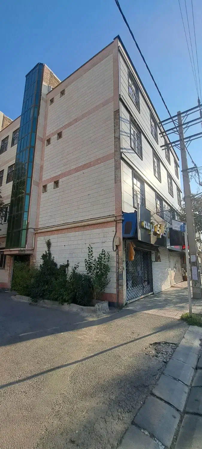 آپارتمان مهرشهر ۱۱۲متر بهر اصلی|فروش آپارتمان|کرج, فاز ۱ مهرشهر|دیوار