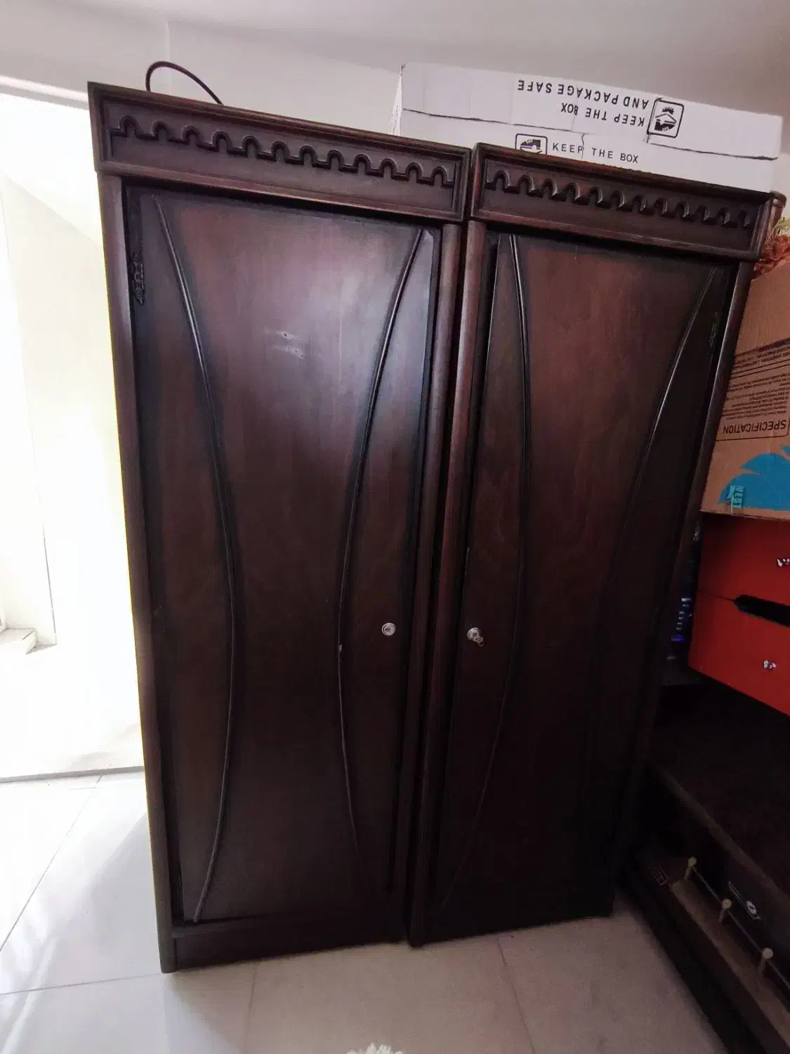 فروش دو تکه کمد چوبی|جاکفشی، کمد، دراور|نجفآباد, پادگان|دیوار