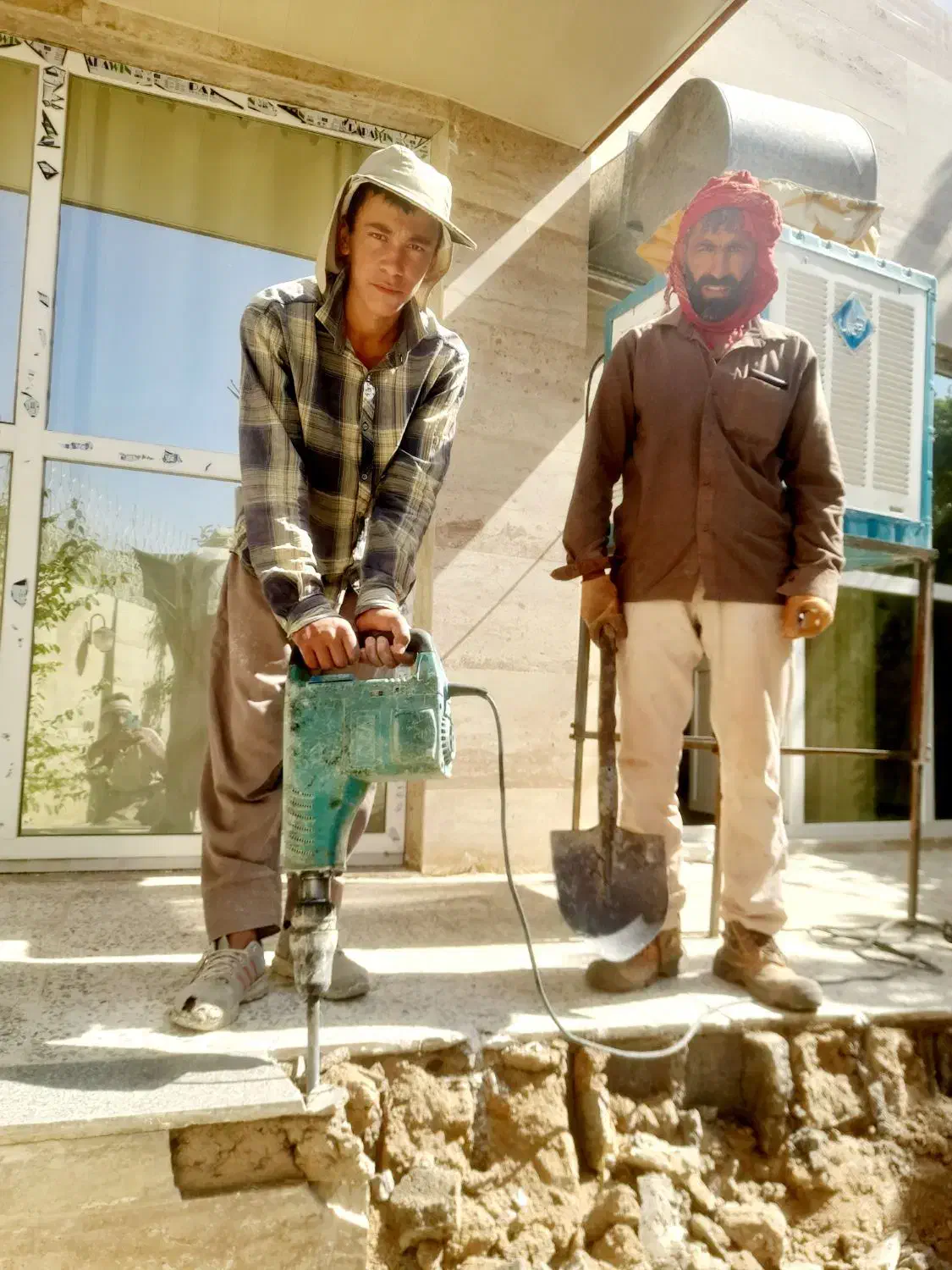 خدمات پیکوردریل تخریب سنگ فرزحمل نخاله شهرصدرا|خدمات پیشه و مهارت|صدرا-فارس, فاز ۱|دیوار