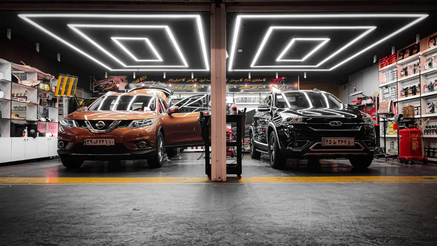 استخدام صافکار و نقاش نیمه ماهر|استخدام صنعتی، فنی، مهندسی|تهران, بوستان سرخه حصار|دیوار