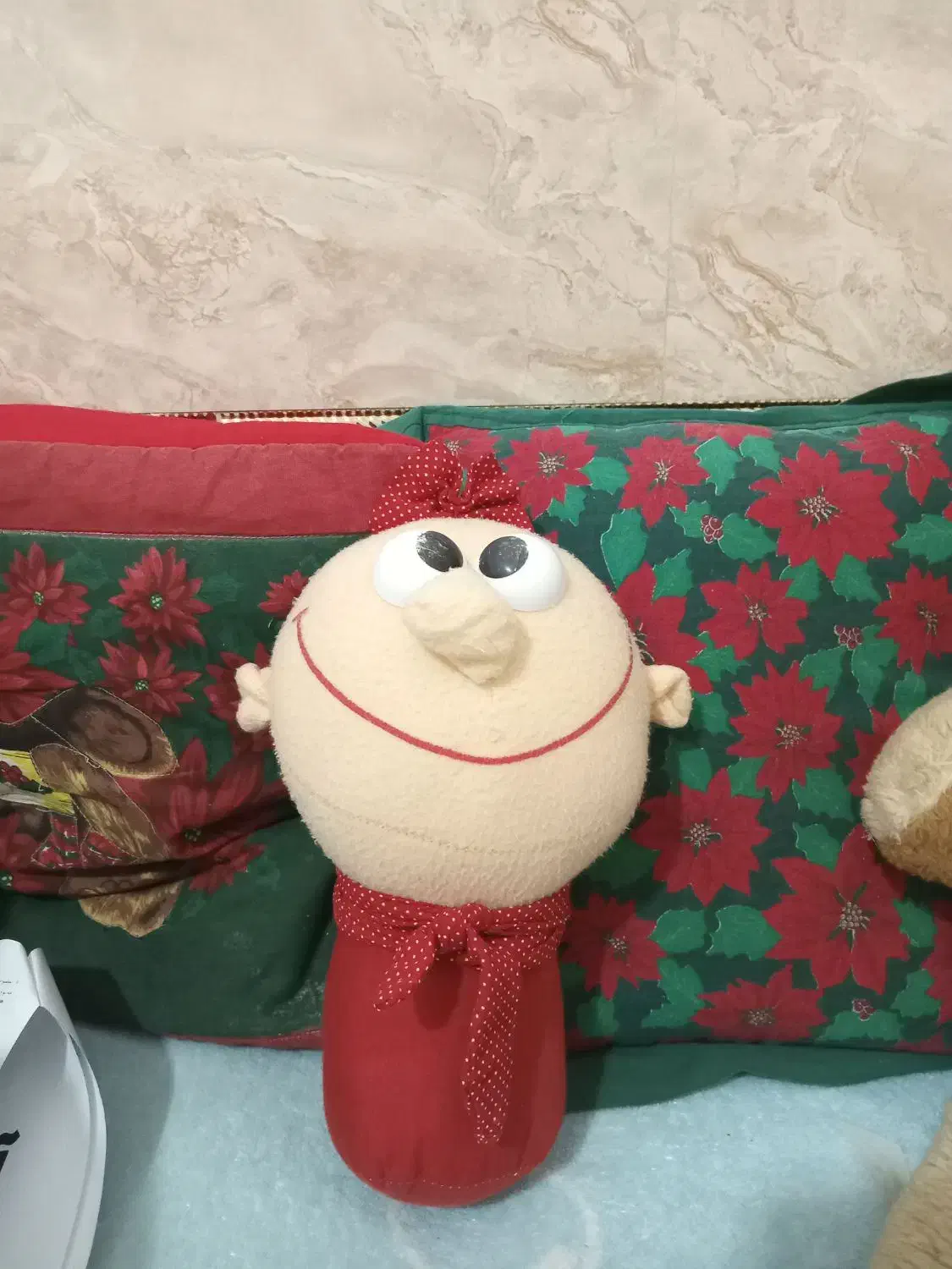 عروسک|اسباب‌بازی بچه|زاهدان, |دیوار