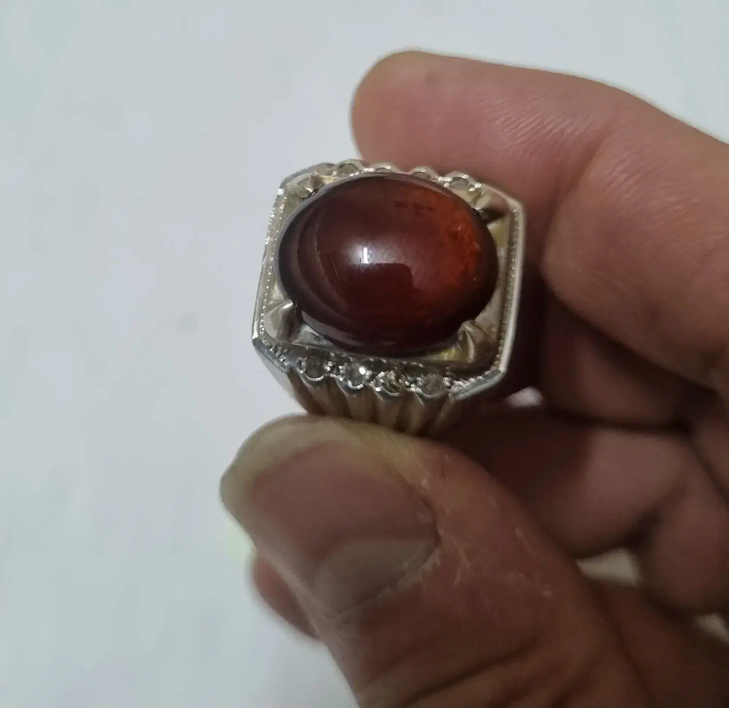 انگشتر نقره با سنگ یاقوت سیلان(گارنت)|جواهرات|تهران, امیریه|دیوار