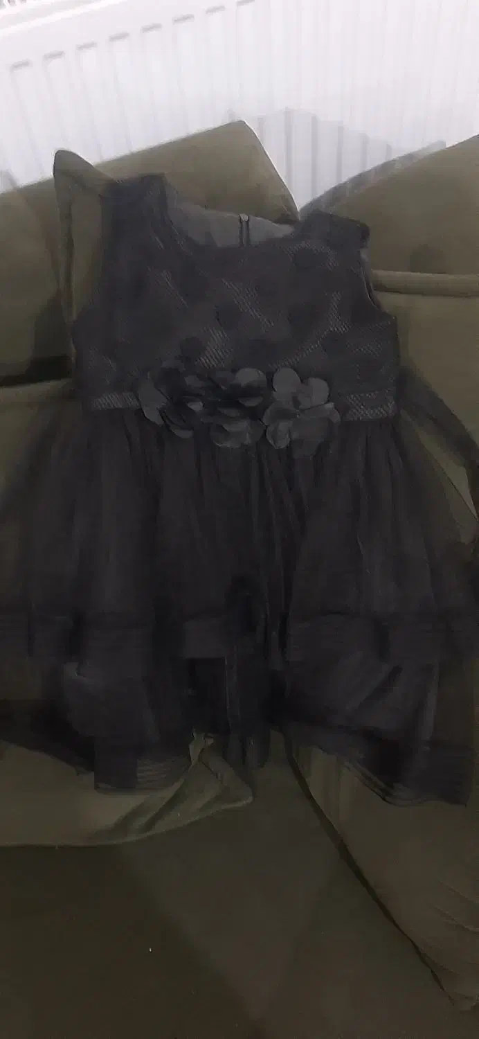 تعدادی لباس|کفش و لباس بچه|کرمانشاه, |دیوار