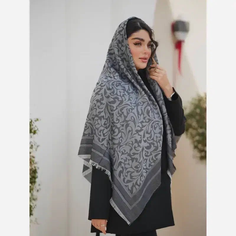 شال و روسری زیر قیمت بازار|لباس|سنندج, |دیوار